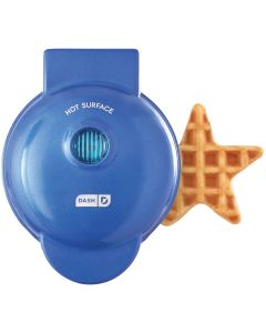 Dash 4 In. Star Mini Waffle Maker