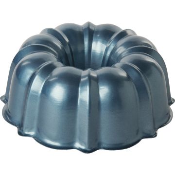 Nordic Ware 6-Cup Bundt Cake Pan